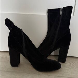 Sam Edelman velvet sock boot 8.5